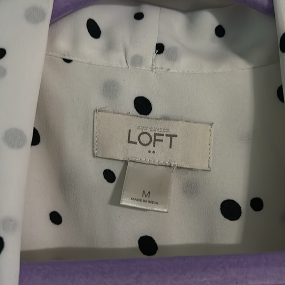Ivory and black LOFT women’s size M blouse - Picture 2 of 4